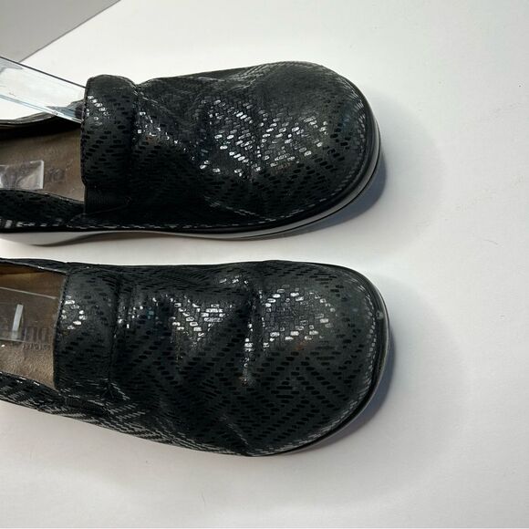 Alegria Black Textured Slip-On Shoes 41 - Picture 4 of 13